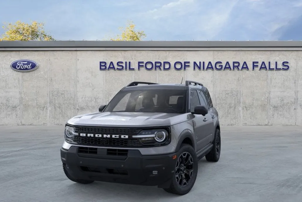 2025 Ford Bronco Sport Outer Banks photo 1