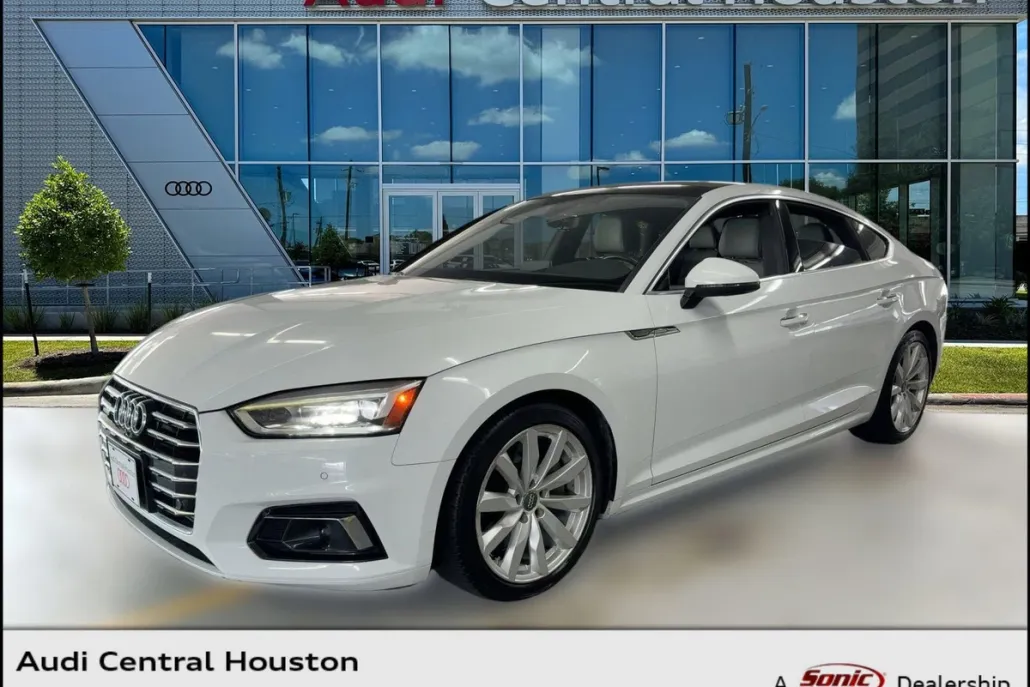 2018 Audi A5 Prestige photo 1