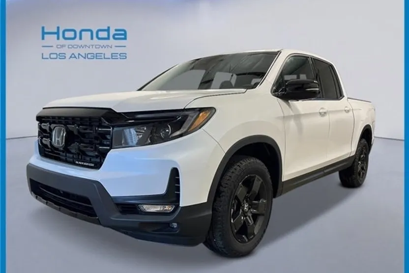 2025 Honda Ridgeline Black Edition photo 1