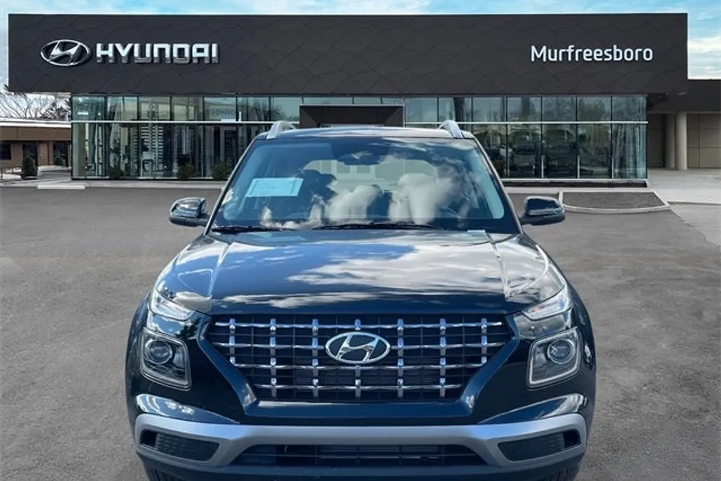 2026 Hyundai Venue SEL photo 1