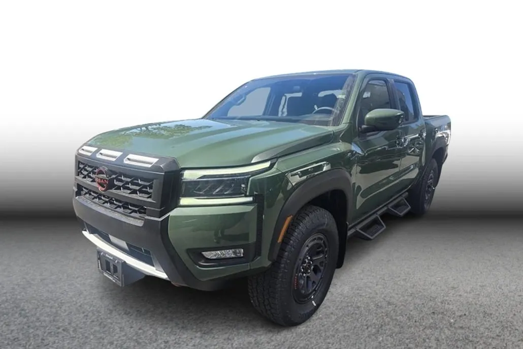 2025 Nissan Frontier Crew Cab PRO-4X photo 1