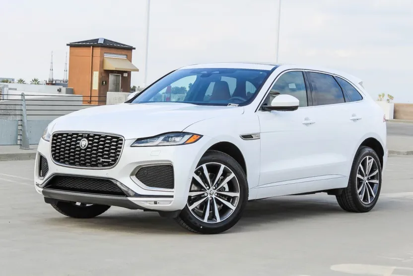 2024 Jaguar F-PACE P250 R-Dynamic S photo 1