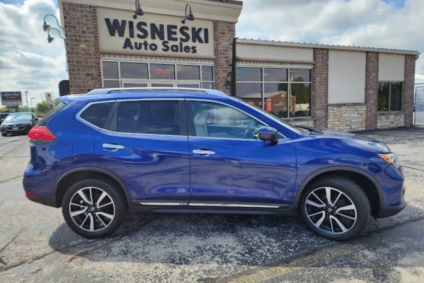 2017 Nissan Rogue SL photo 1