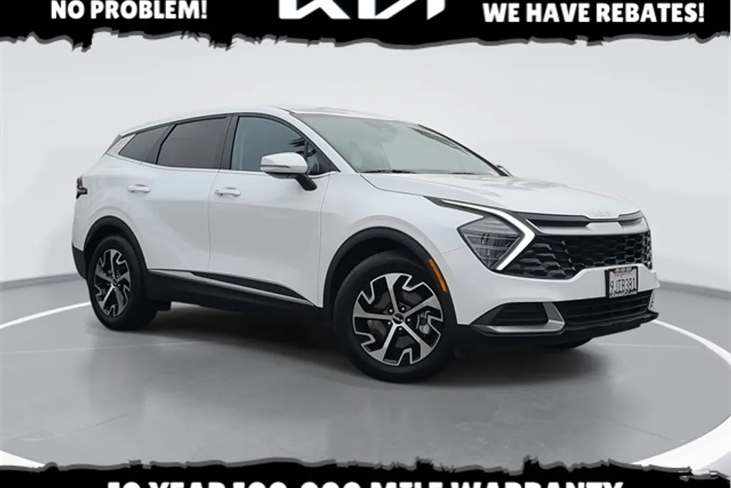 2024 Kia Sportage EX photo 1