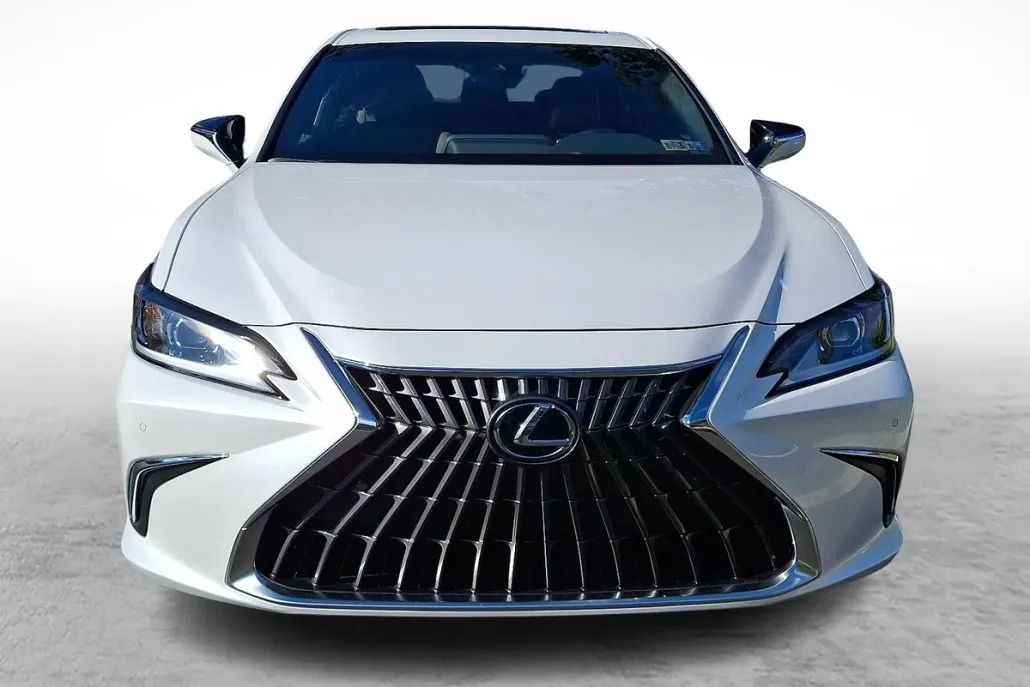 2025 Lexus ES 350 photo 1