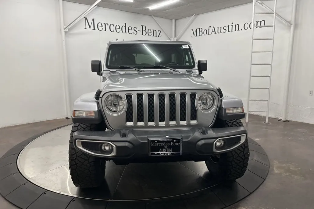 2020 Jeep Wrangler Unlimited Sahara photo 1