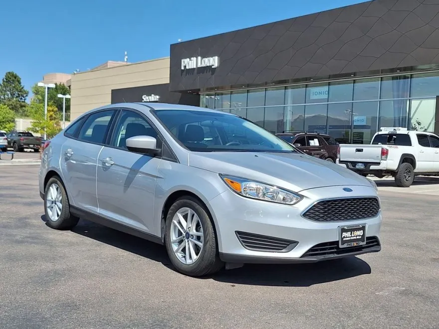 2018 Ford Focus SE photo 1