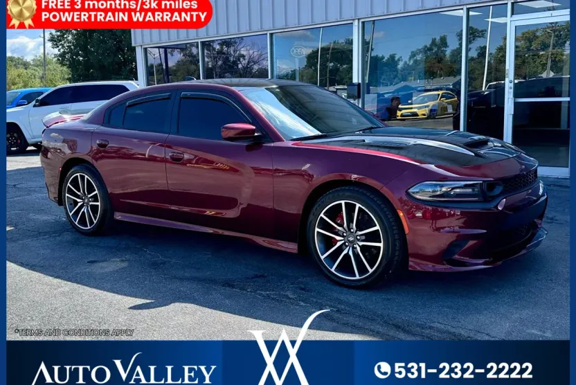 2022 Dodge Charger R/T photo 1