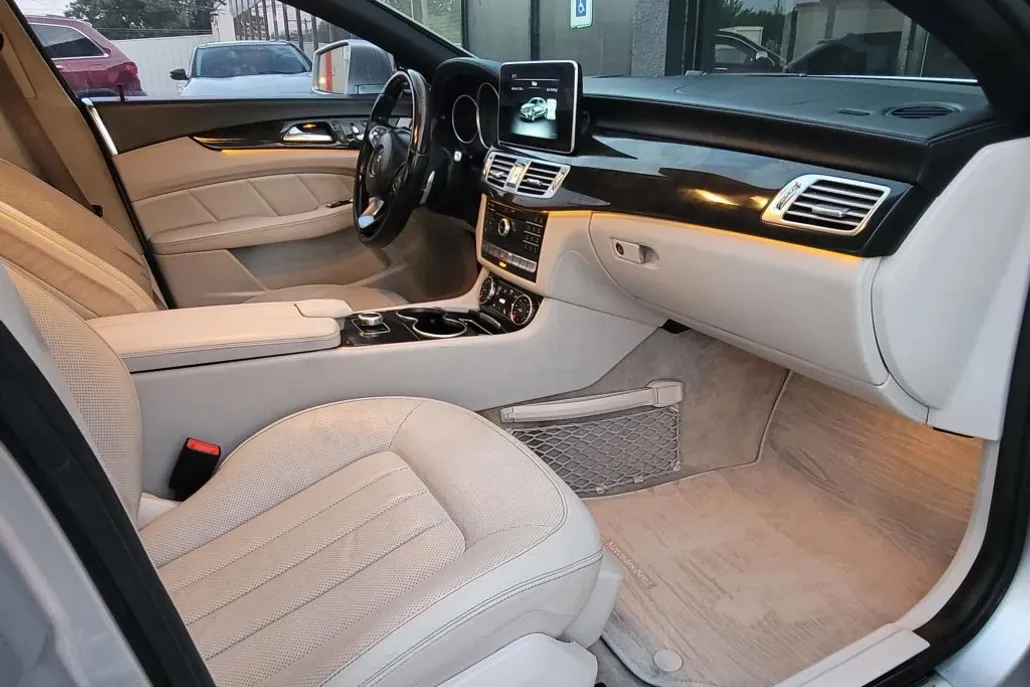 2016 Mercedes Benz CLS 400 photo 1