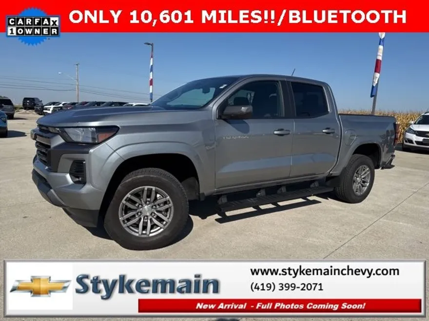 2023 Chevrolet Colorado LT photo 1