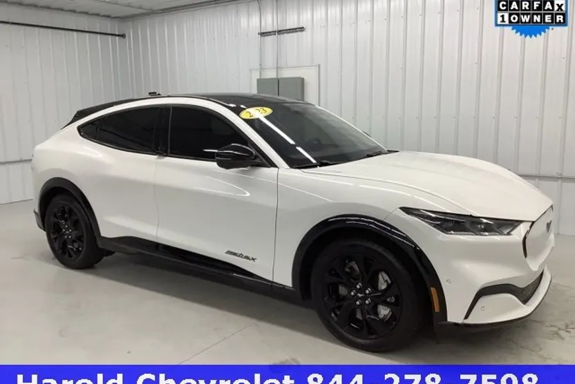 2023 Ford Mustang Mach-E Premium photo 1