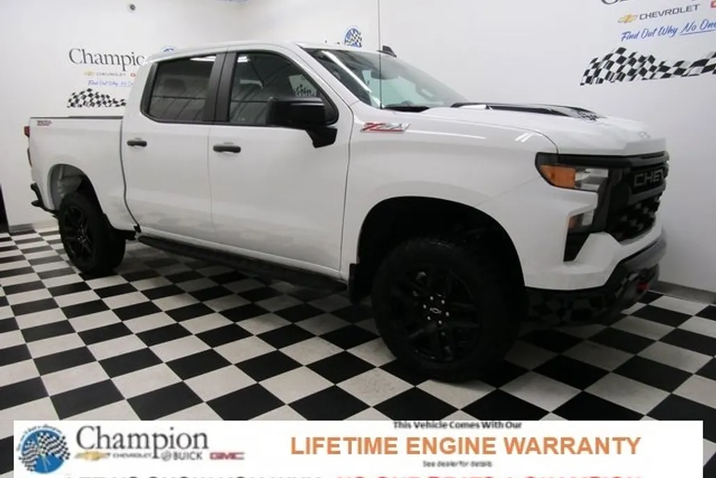 2024 Chevrolet Silverado 1500 Custom Trail Boss photo 1