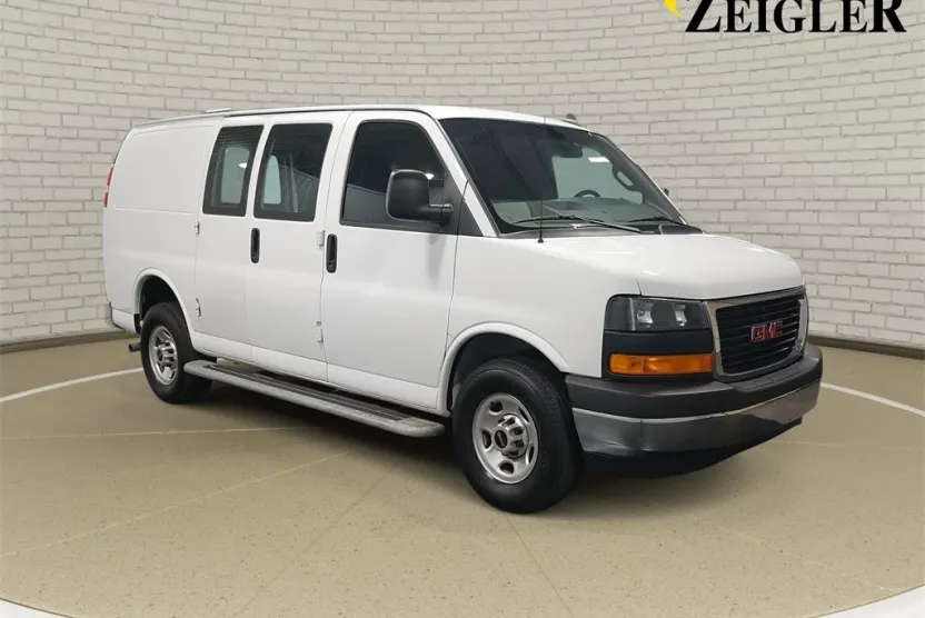2023 Gmc Savana 2500 Cargo photo 1
