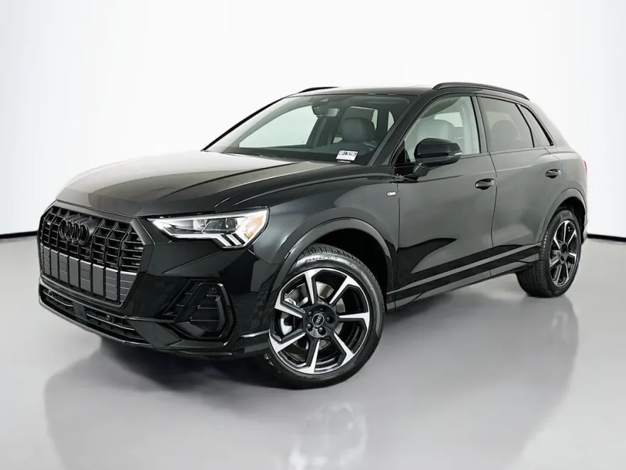 2025 Audi Q3 S line Premium Plus photo 1