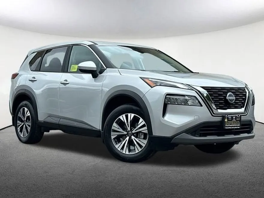 2023 Nissan Rogue SV photo 1