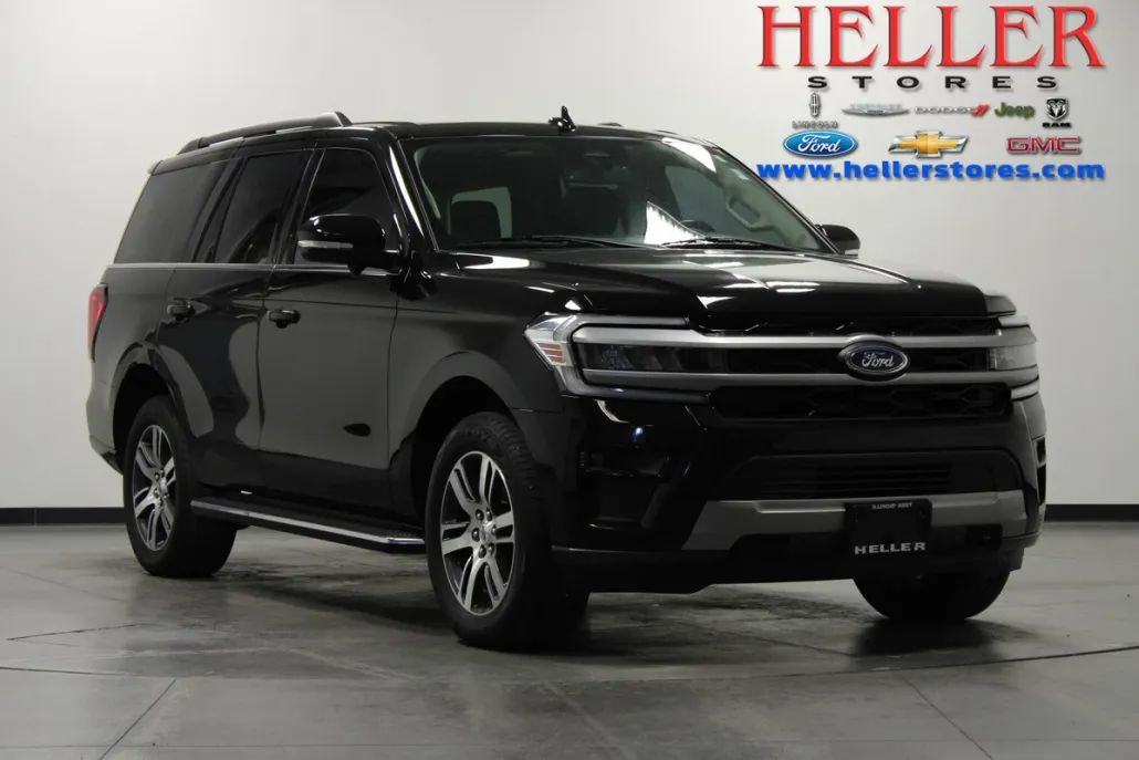 2023 Ford Expedition XLT photo 1
