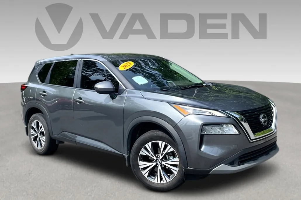 2023 Nissan Rogue SV photo 1