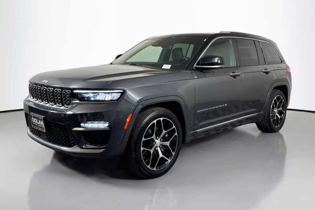 2022 Jeep Grand Cherokee Summit Sport photo 1