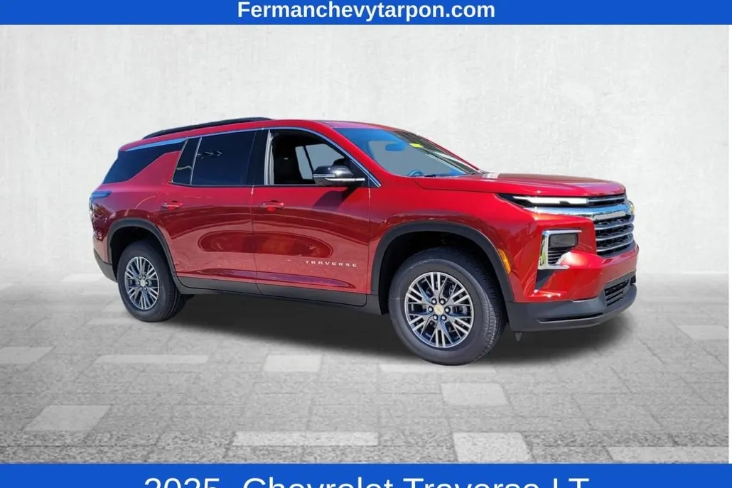 2025 Chevrolet Traverse photo 1