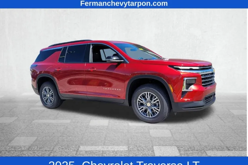 2025 Chevrolet Traverse photo 1