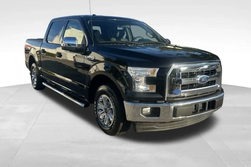 2017 Ford F-150 XLT photo 1