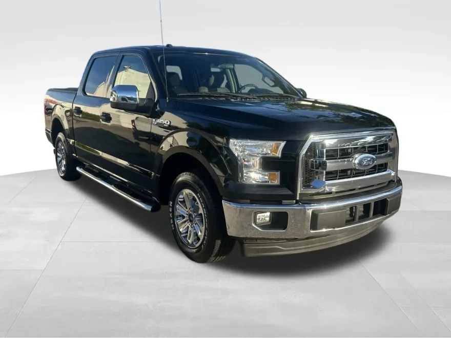 2017 Ford F-150 XLT photo 1