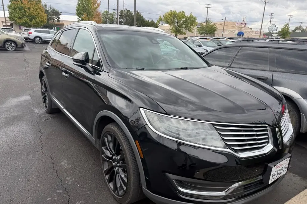 2018 Lincoln MKX Reserve photo 1