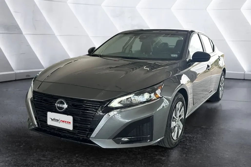 2025 Nissan Altima 2.5 S photo 1