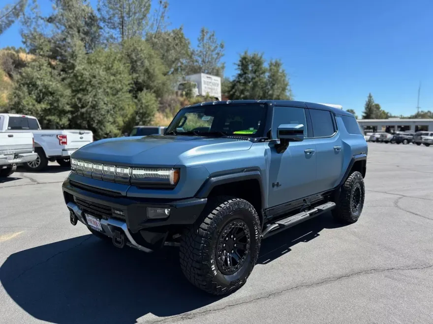 2024 Gmc Hummer EV photo 1