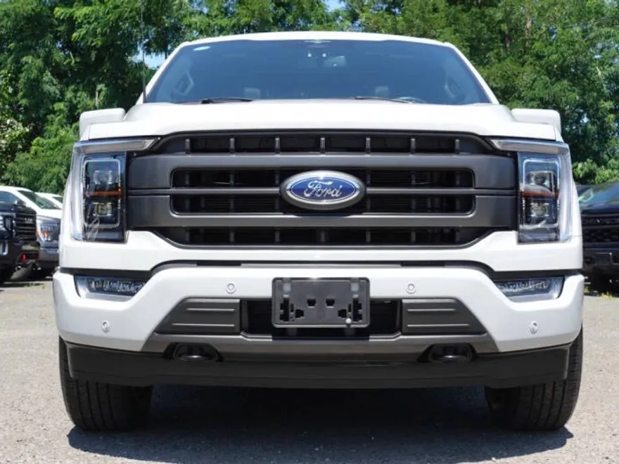 2023 Ford F-150 Lariat photo 1