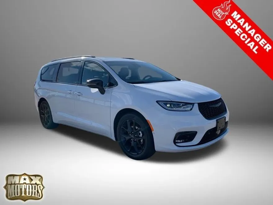 2024 Chrysler Pacifica Limited photo 1