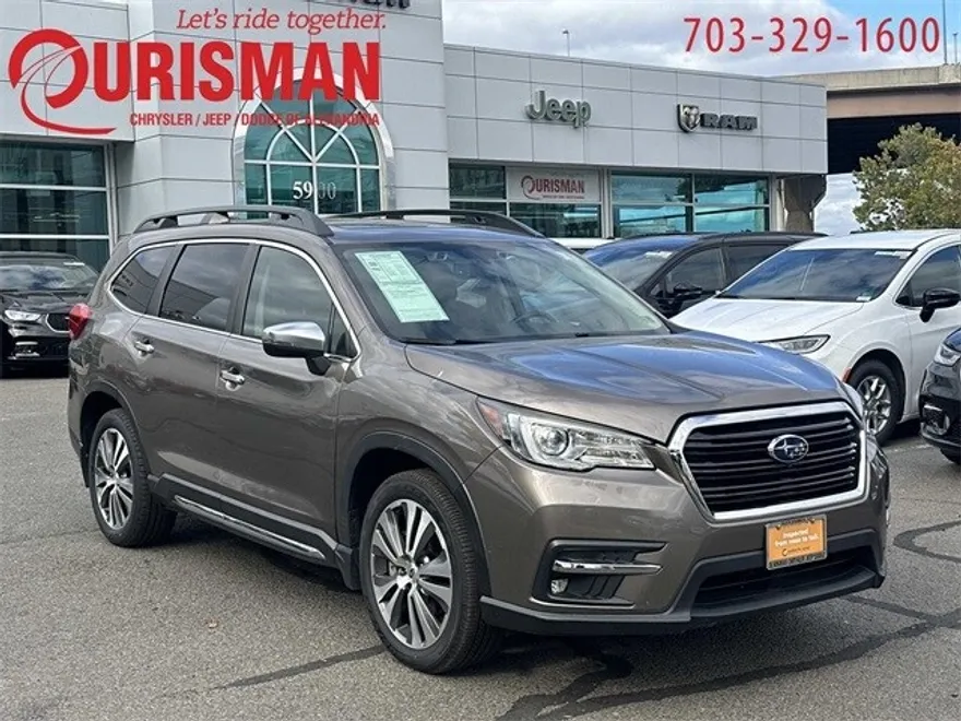 2022 Subaru Ascent Touring photo 1