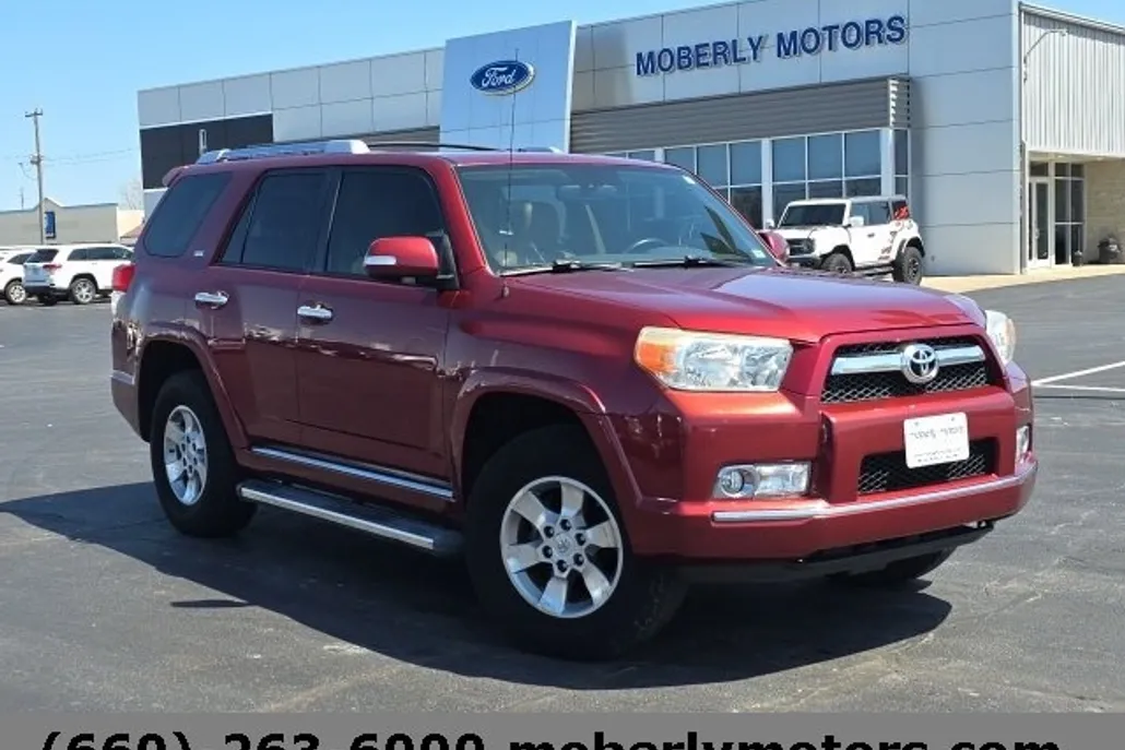 2011 Toyota 4Runner SR5 photo 1
