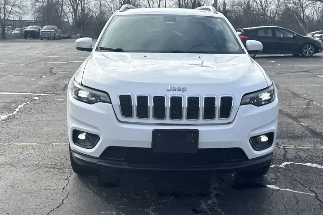 2019 Jeep Cherokee Latitude photo 1