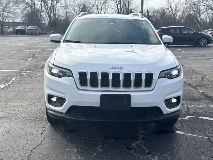 2019 Jeep Cherokee Latitude photo 1