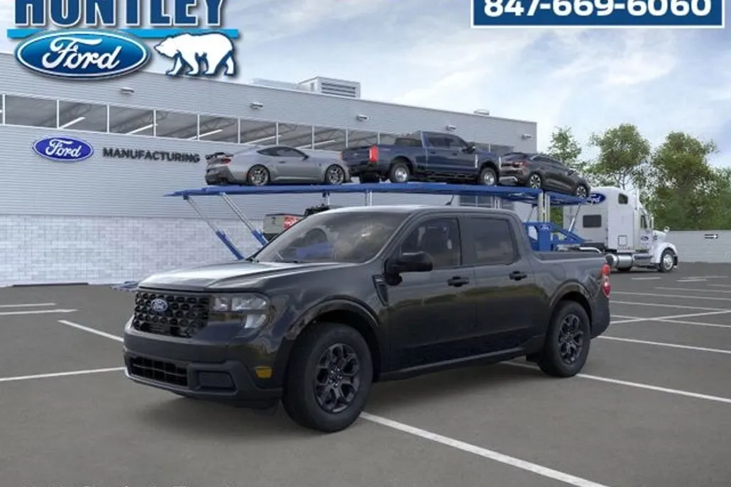 2025 Ford Maverick XLT photo 1