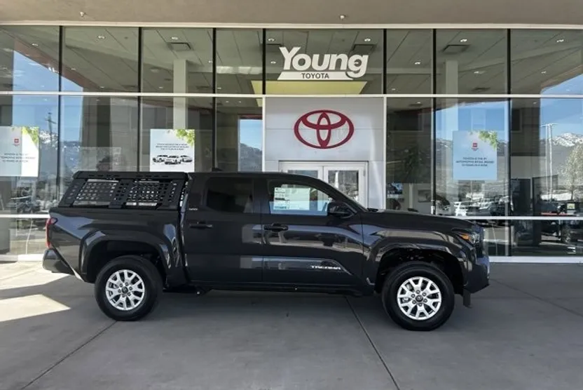 2025 Toyota Tacoma SR5 Double Cab photo 1