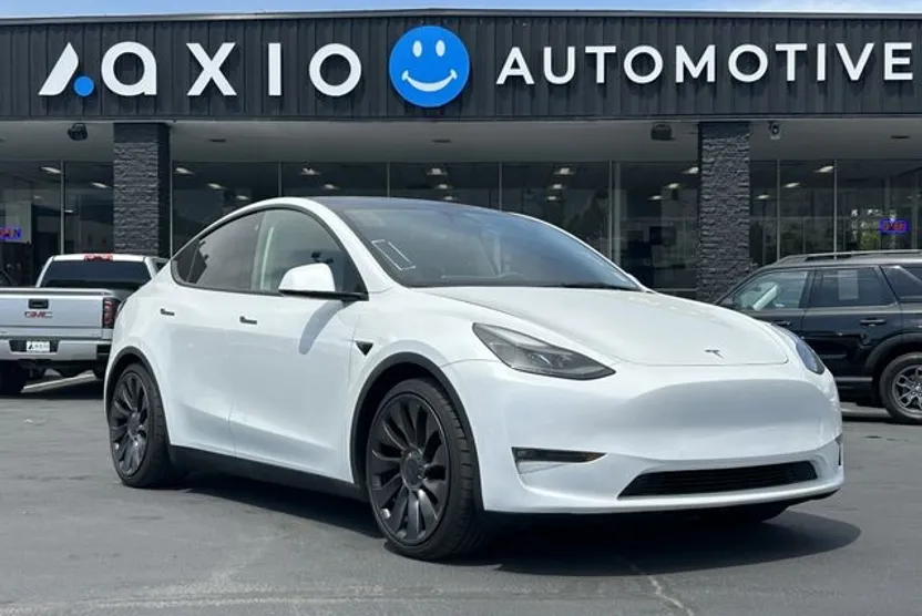2022 Tesla Model Y Performance photo 1