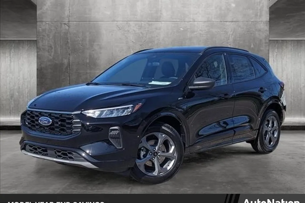 2024 Ford Escape ST-Line photo 1