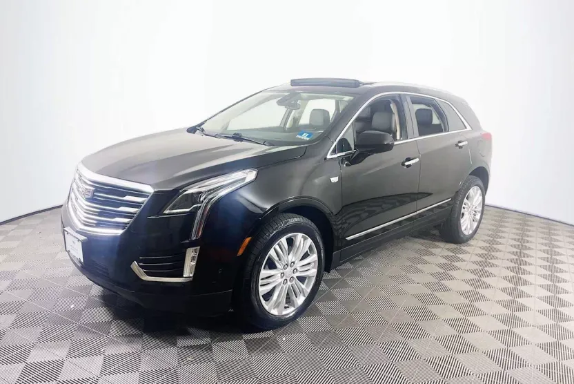 2018 Cadillac XT5 Premium Luxury photo 1