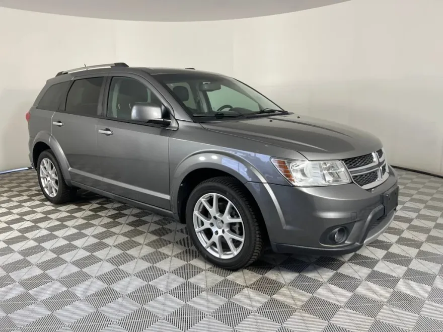 2012 Dodge Journey Crew photo 1