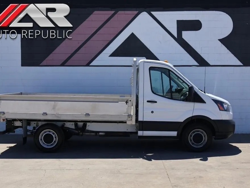 2018 Ford Transit Chassis photo 1