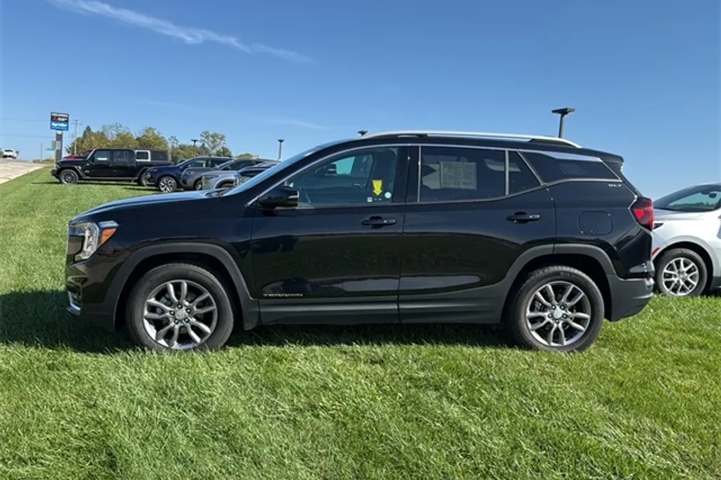 2023 Gmc Terrain SLT photo 1