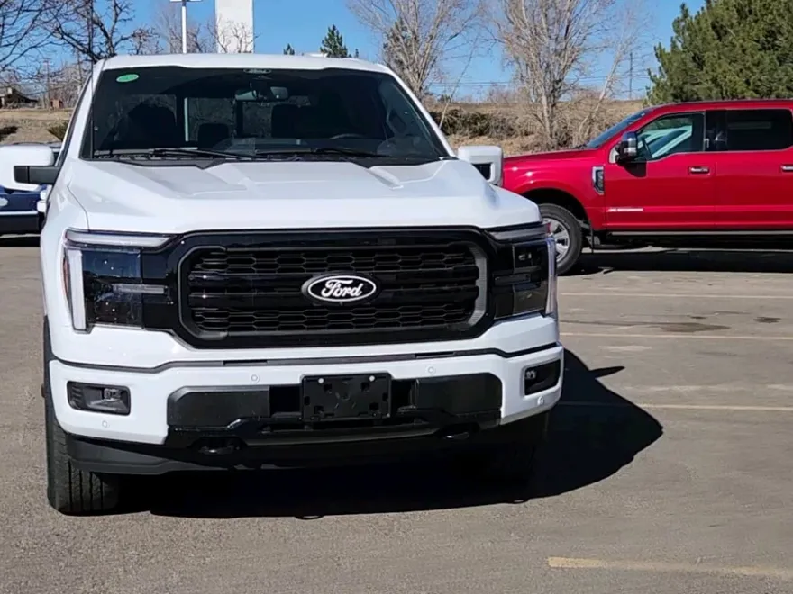 2025 Ford F-150 Lariat photo 1