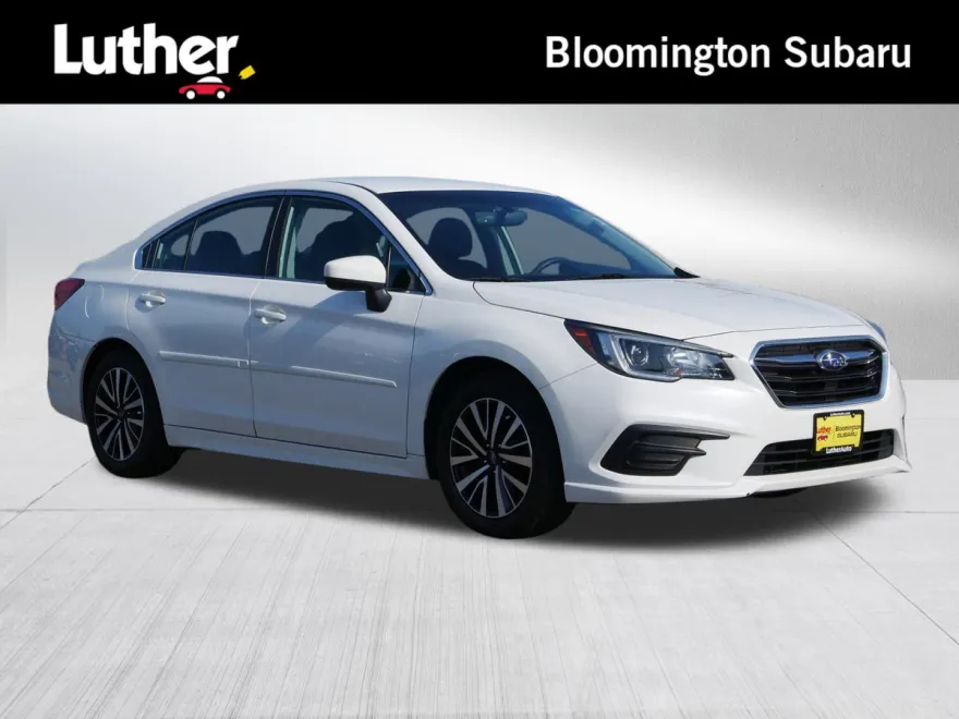 2018 Subaru Legacy Premium photo 1