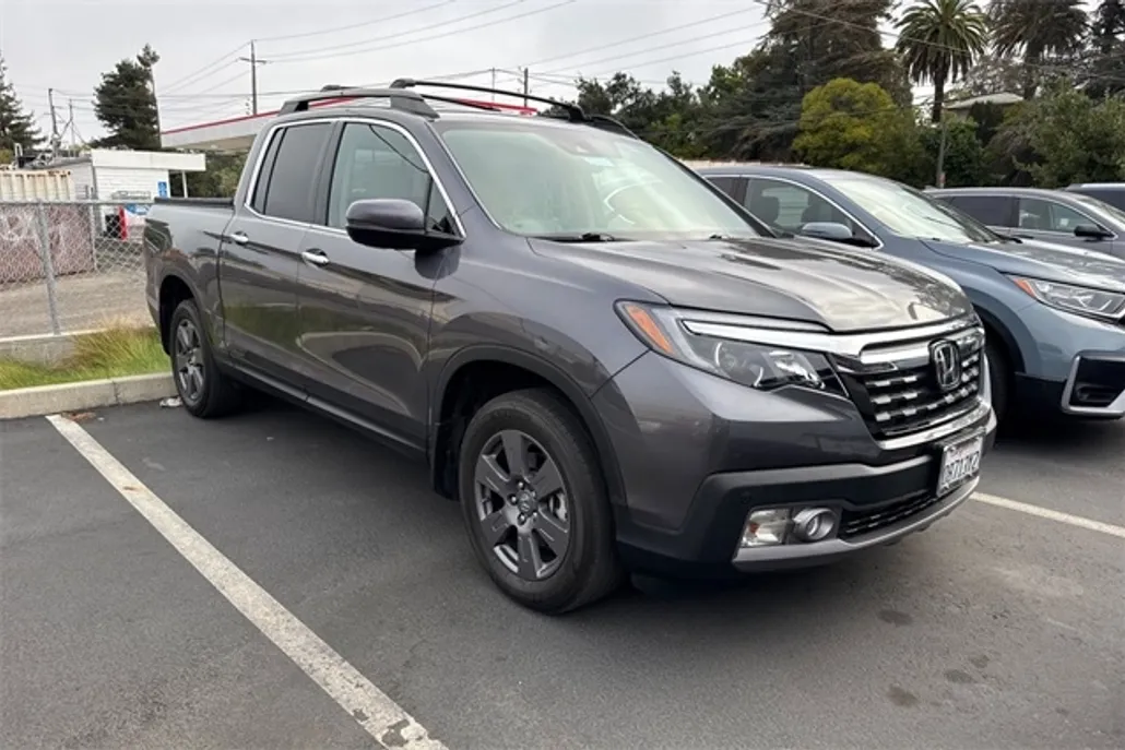 2020 Honda Ridgeline RTL-E photo 1