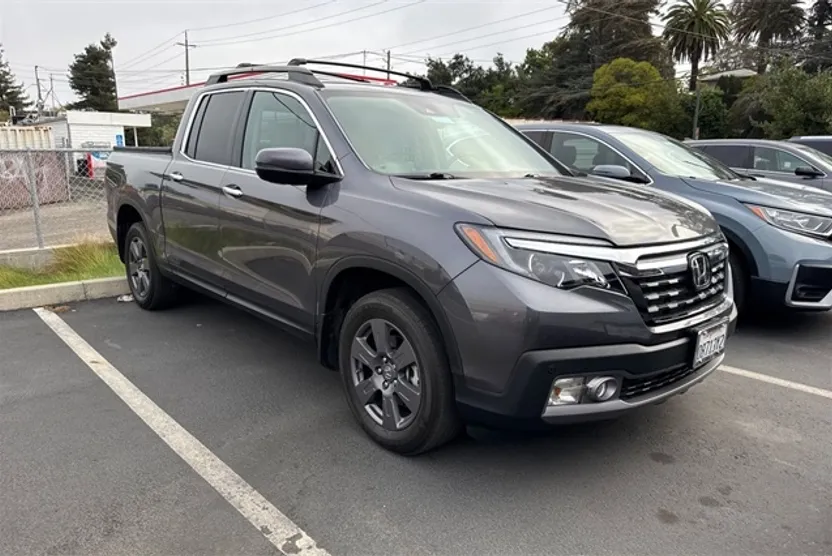 2020 Honda Ridgeline RTL-E photo 1
