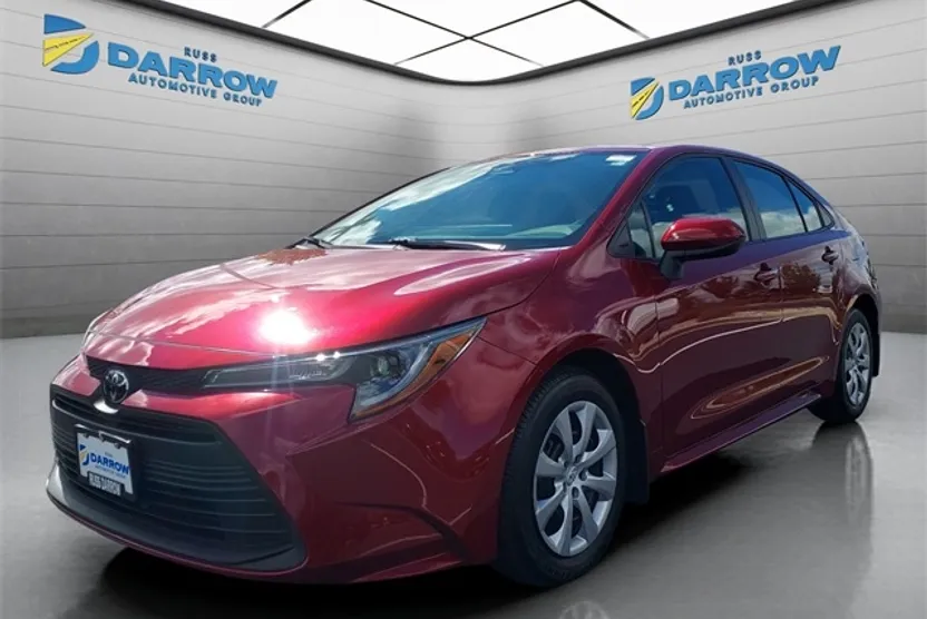 2024 Toyota Corolla LE photo 1