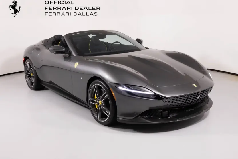 2025 Ferrari Roma Spider photo 1