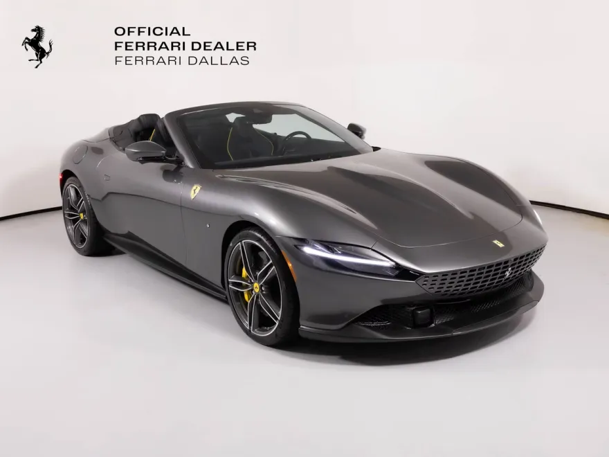 2025 Ferrari Roma Spider photo 1
